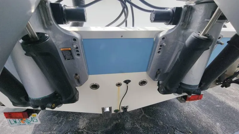 Slide: The Image of Mako 284 CC 2019 - 134