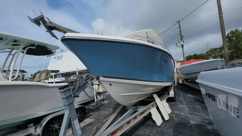 Slide: The Image of Mako 284 CC 2019 - 147