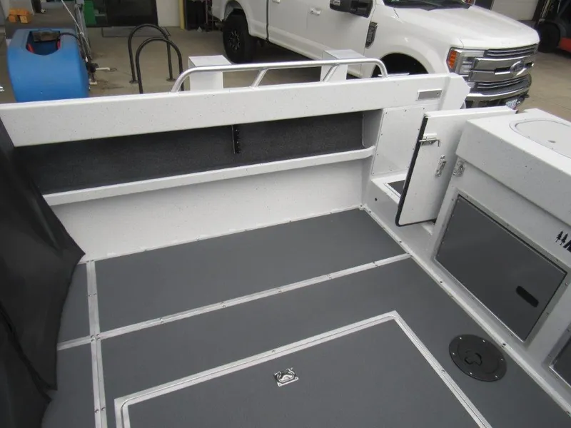 Slide: The Image of North River 21 Seahawk 2026 - 10