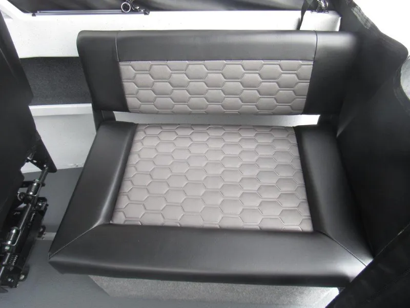 Slide: The Image of North River 21 Seahawk 2026 - 15