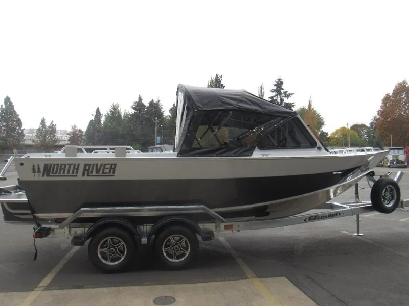 Slide: The Image of North River 21 Seahawk 2026 - 6