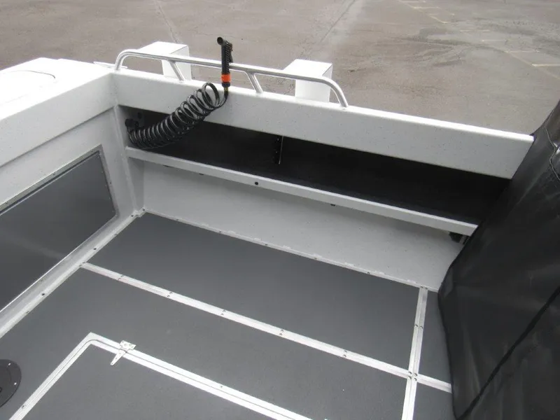 Slide: The Image of North River 21 Seahawk 2026 - 9