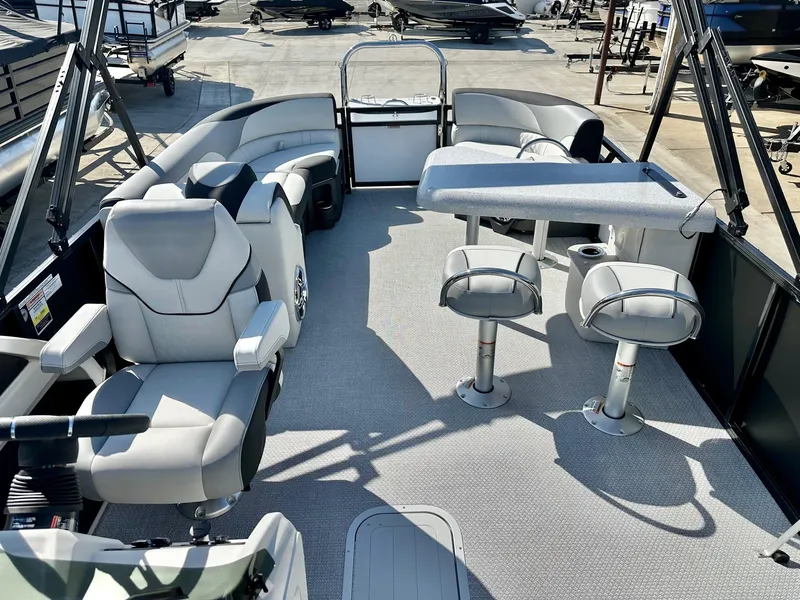 Slide: The Image of Avalon 25' LSZ Platinum Entertainer w/ 200HP Mercury! 2025 - 12