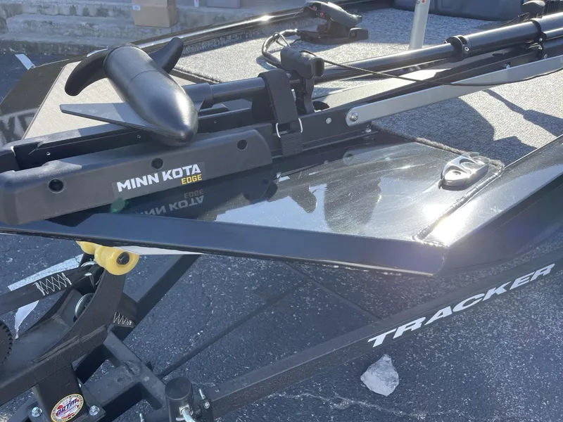 Slide: The Image of 2025 Tracker Pro 170 boat with Minn Kota Edge trolling motor. - 9