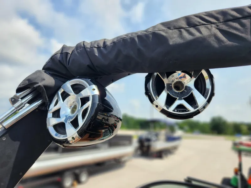 Slide: The Image of Boat speakers on MB F24 Tomcat, 2020 model, with a blurred background. - 8