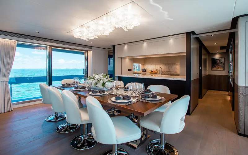 Slide: The Image of FREEDOM 110' Horizon Main Dining - 4