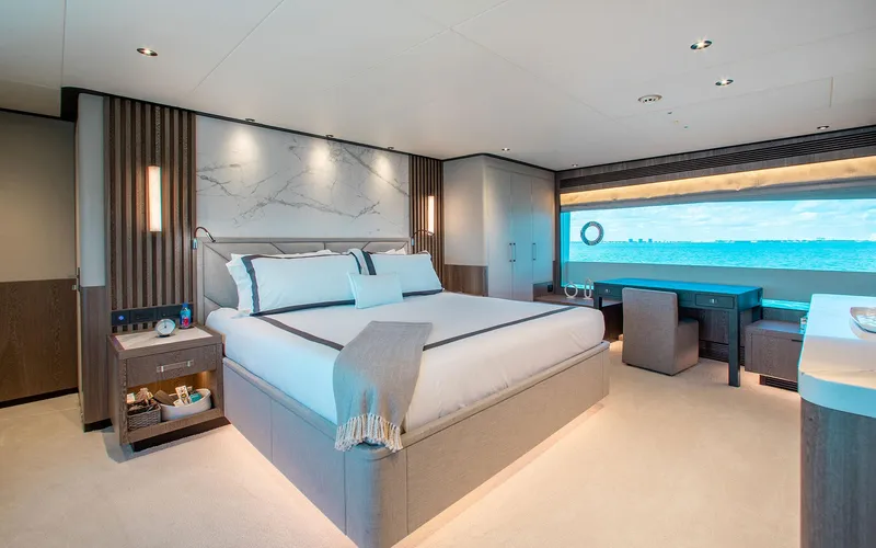 Slide: The Image of FREEDOM 110' Horizon Master Stateroom - 8