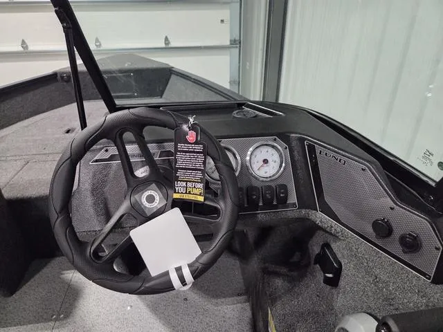 Slide: The Image of Lund 1650 Angler Sport 2025 - 13