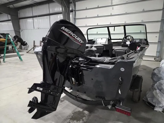 Slide: The Image of Lund 1650 Angler Sport 2025 - 4