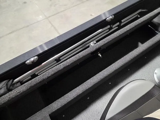 Slide: The Image of Lund 1650 Angler Sport 2025 - 8