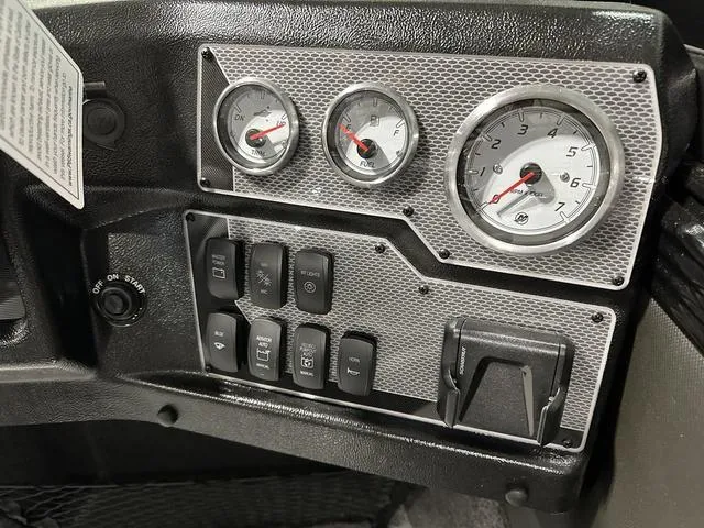 Slide: The Image of Lund 1875 Tyee Sport 2025 - 15