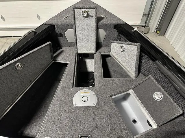 Slide: The Image of Lund 1875 Tyee Sport 2025 - 20