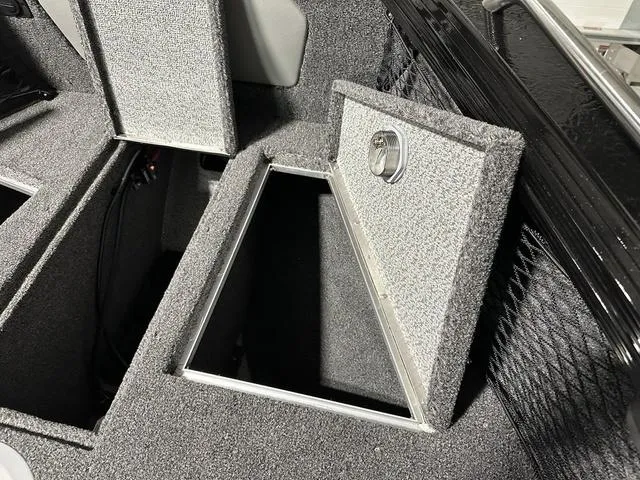 Slide: The Image of Lund 1875 Tyee Sport 2025 - 23