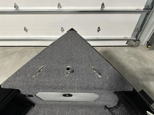 Slide: The Image of Lund 1875 Tyee Sport 2025 - 25