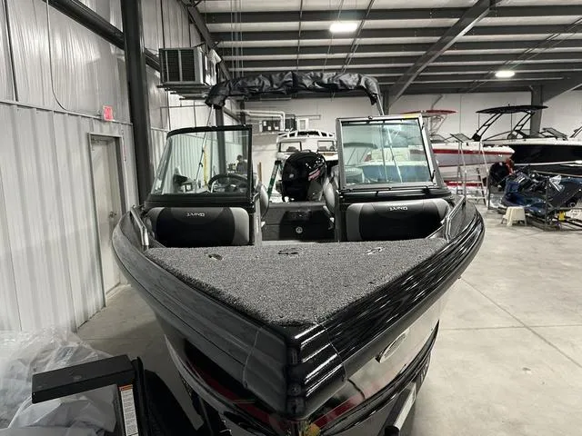 Slide: The Image of Lund 1875 Tyee Sport 2025 - 4