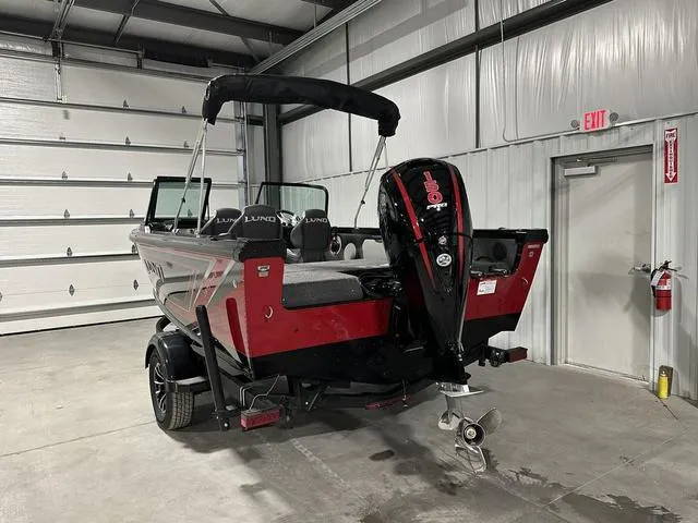 Slide: The Image of Lund 1875 Tyee Sport 2025 - 5