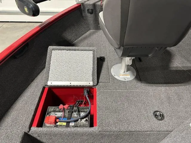 Slide: The Image of Lund 1650 Rebel XL SS 2025 - 18