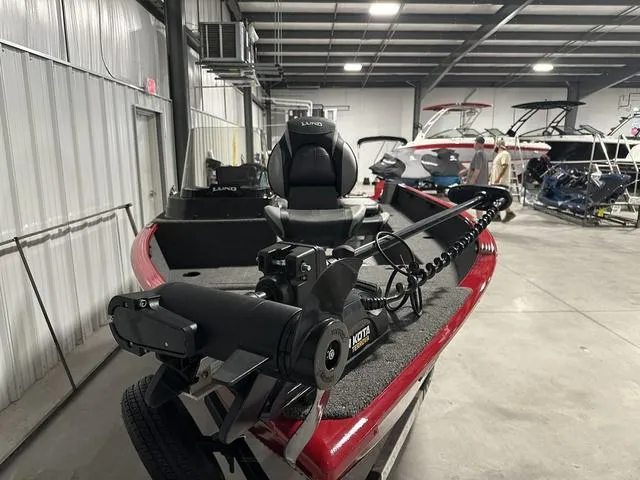 Slide: The Image of Lund 1650 Rebel XL SS 2025 - 4