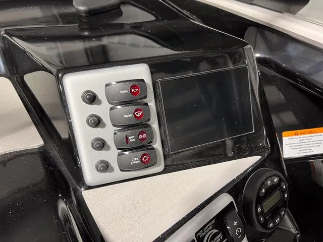 Slide: The Image of Yamaha AR220 2025 - 12