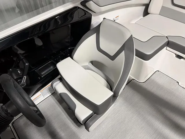 Slide: The Image of Yamaha AR220 2025 - 9