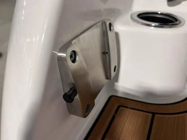 Slide: The Image of Yamaha 222S 2025 - 5