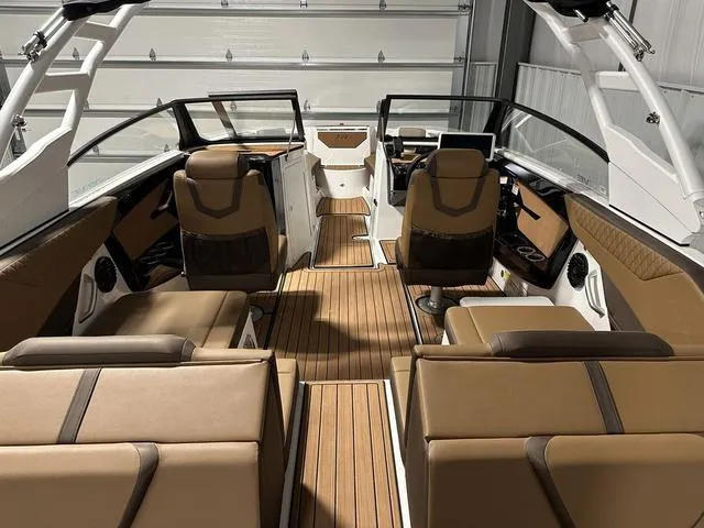 Slide: The Image of 2025 Yamaha Boats 222SD interior with luxurious seating and modern design. - 8