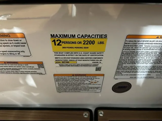 Slide: The Image of Yamaha 252S 2025 - 19