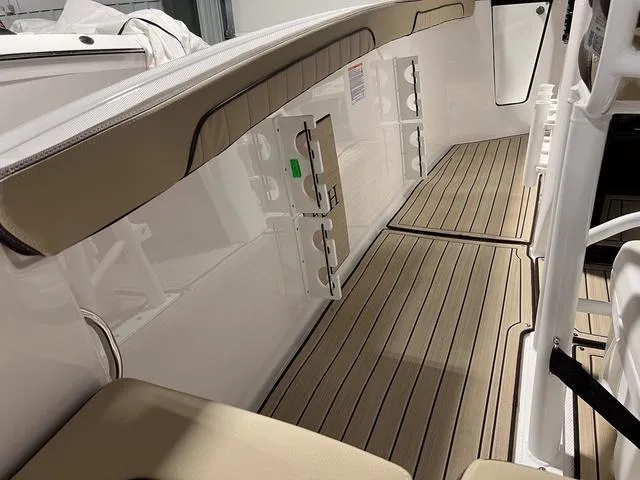 Slide: The Image of Yamaha 252 FSH Sport 2025 - 18