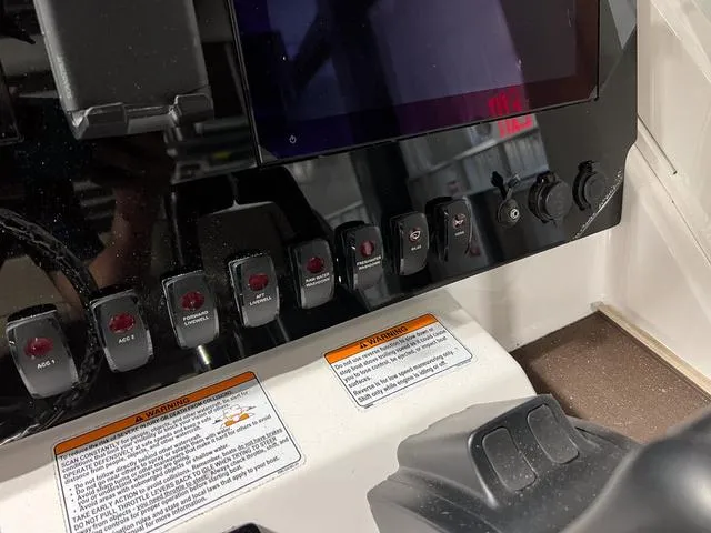 Slide: The Image of Yamaha 252 FSH Sport 2025 - 25