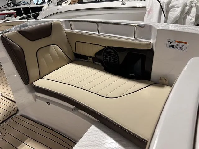 Slide: The Image of Yamaha 252 FSH Sport 2025 - 45