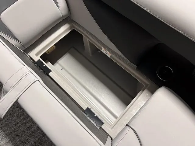 Slide: The Image of Barletta Aria A22CC 2025 - 24