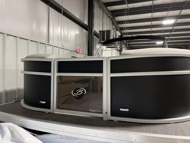 Slide: The Image of Barletta Aria A22CC 2025 - 3