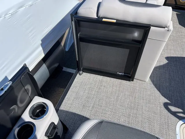 Slide: The Image of Barletta Aria A22UC 2025 - 17