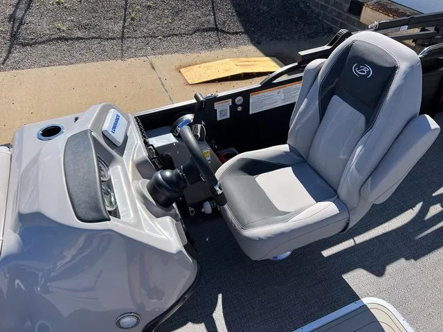 Slide: The Image of Barletta Aria A22UC 2025 - 21