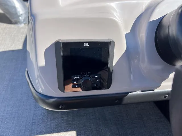 Slide: The Image of Barletta Aria A22UC 2025 - 23