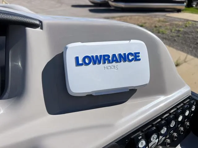 Slide: The Image of Barletta Aria A22UC 2025 - 25