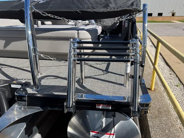 Slide: The Image of Barletta Aria A22UC 2025 - 36