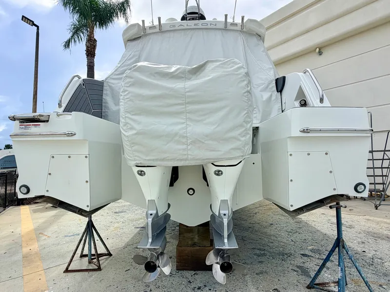 Slide: The Image of Galeon 325 GTO 2023 - 44