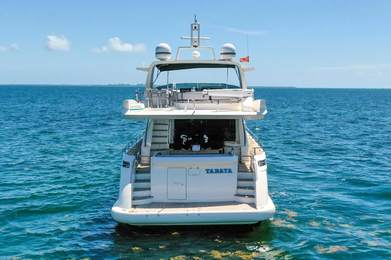 Slide: The Image of Azimut 75 yacht from 2009 on open sea, rear view. - 11