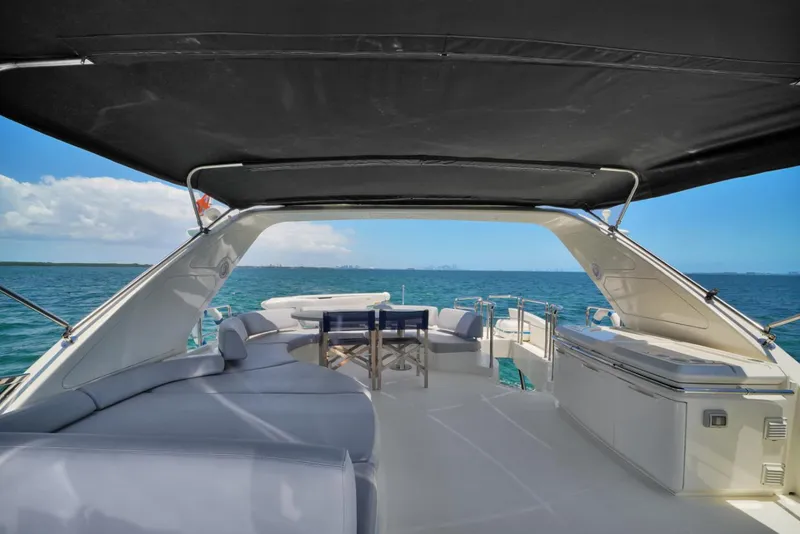 Slide: The Image of Azimut 75 2009 - 50