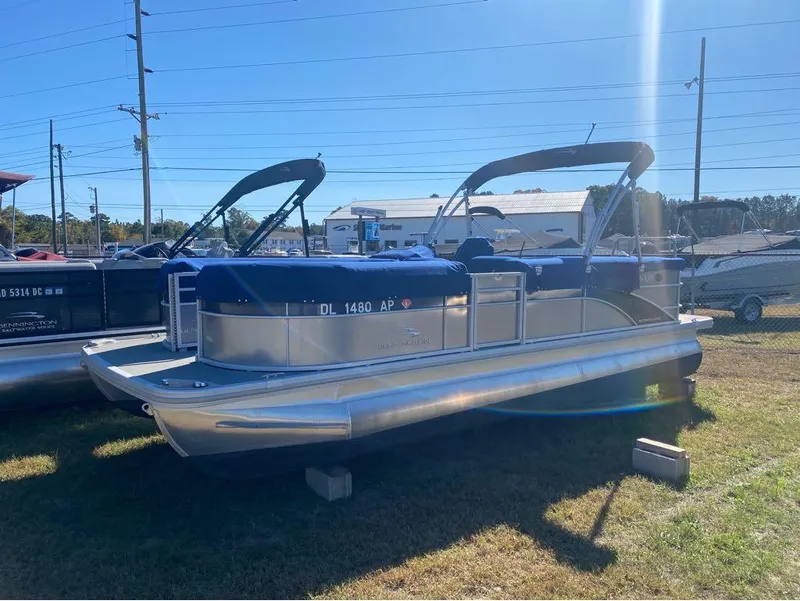 Slide: The Image of Bennington 22 SL 2022 - 1