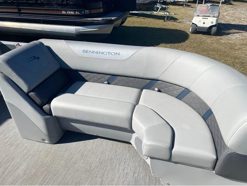 Slide: The Image of Bennington 22 SL 2022 - 10