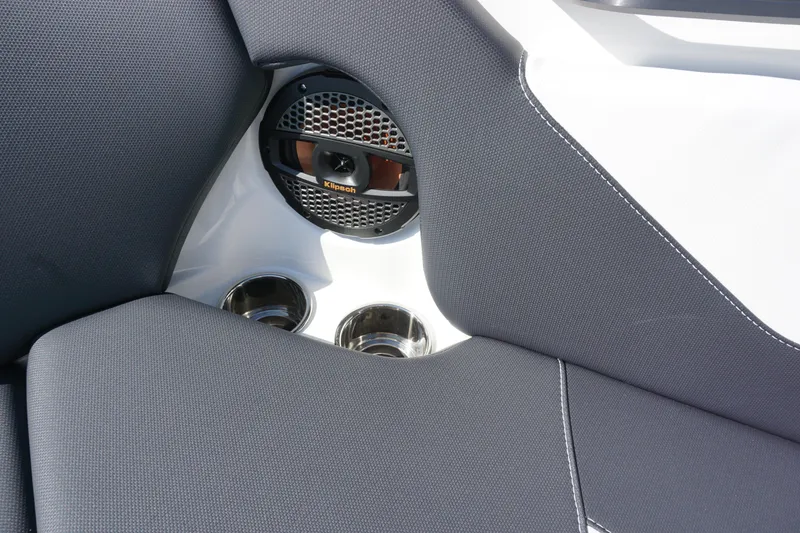 Slide: The Image of MasterCraft NXT22 - ICON PACKAGE - 3K Rebate Eligible 2025 - 11