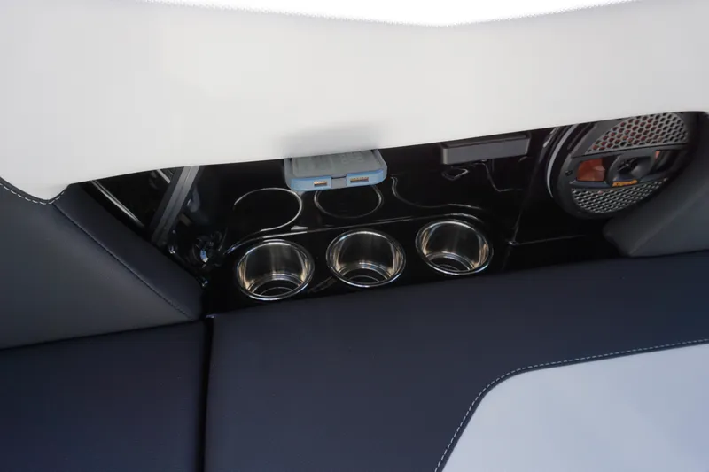 Slide: The Image of MasterCraft NXT22 - ICON PACKAGE - 3K Rebate Eligible 2025 - 14