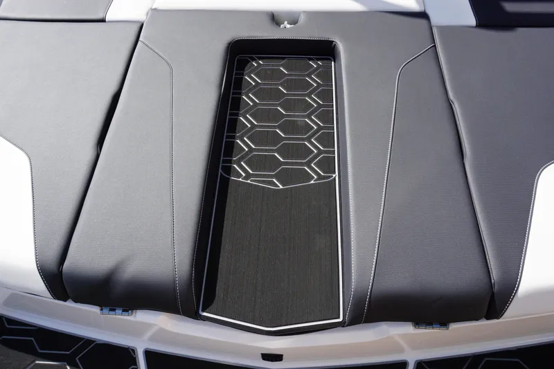 Slide: The Image of MasterCraft NXT22 - ICON PACKAGE - 3K Rebate Eligible 2025 - 25