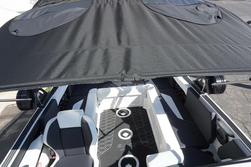 Slide: The Image of MasterCraft NXT22 - ICON PACKAGE - 3K Rebate Eligible 2025 - 33