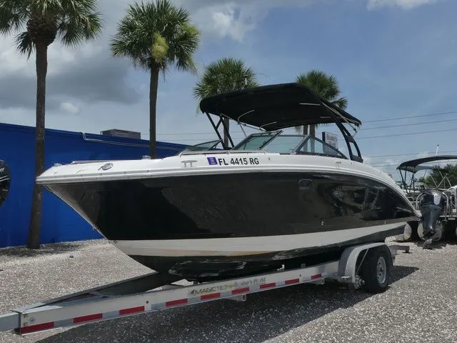 The Image of Sea Ray SDX 270 2017 - 1