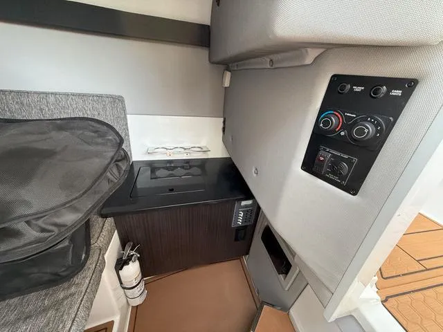 Slide: The Image of Cobalt R33 Surf 2025 - 25