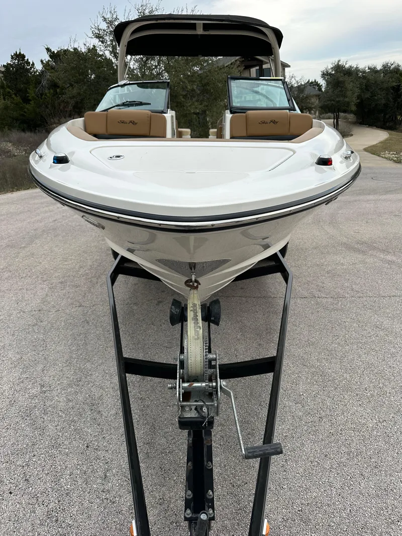 Slide: The Image of Sea Ray 250 SLX 2015 - 56