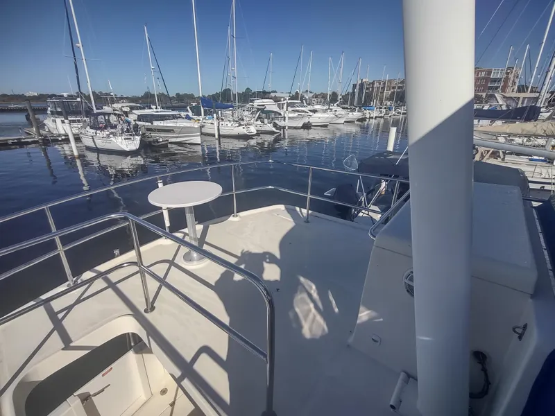 Slide: The Image of Mainship 400 Trawler 2004 - 56